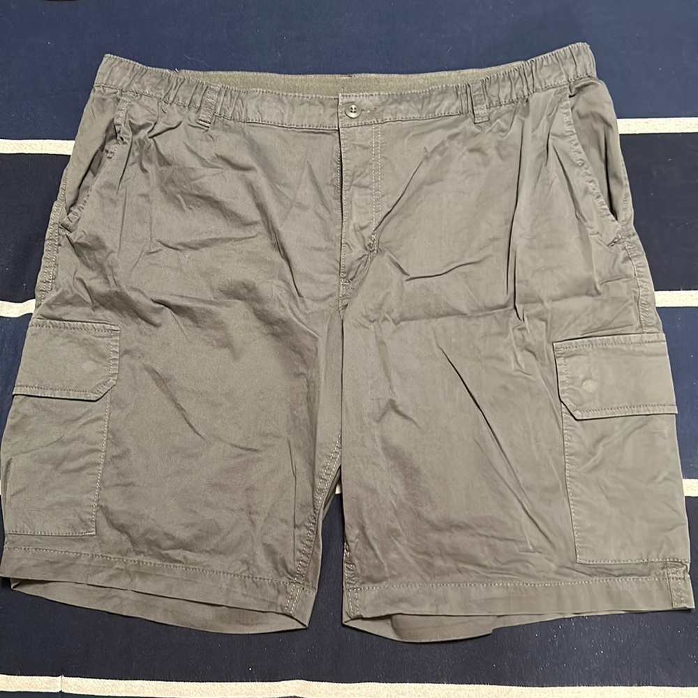 Mens Free Assembly Gray Stretch Shorts XXL